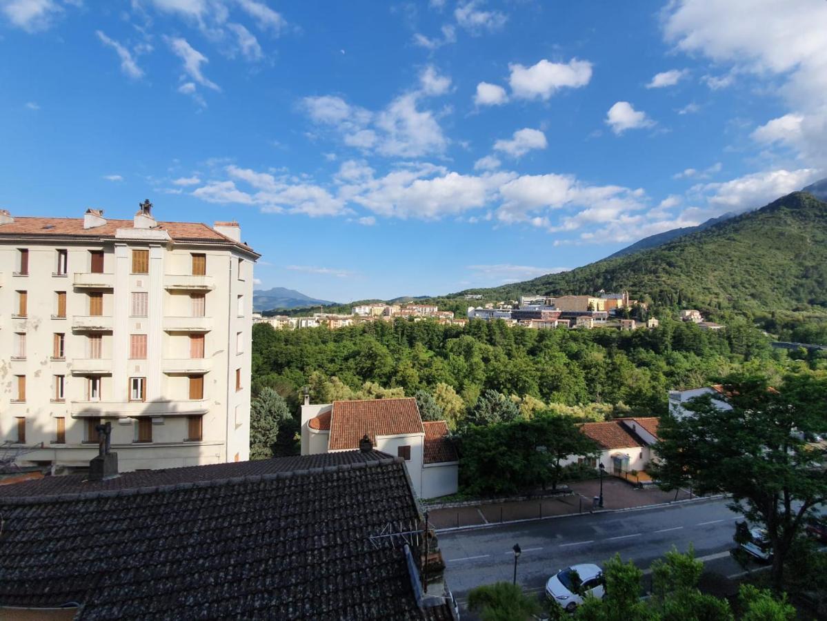 Amac - Charmant Appartement Centre Ville Корт Экстерьер фото